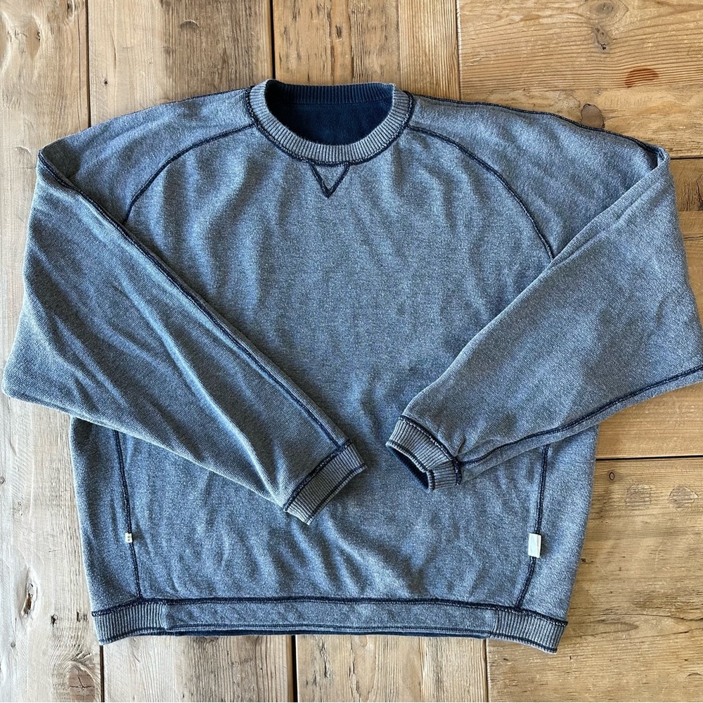 Tommy Bahama Crewneck Sweatshirt Reversible Navy Blue and Gray Color - Picture 7 of 14